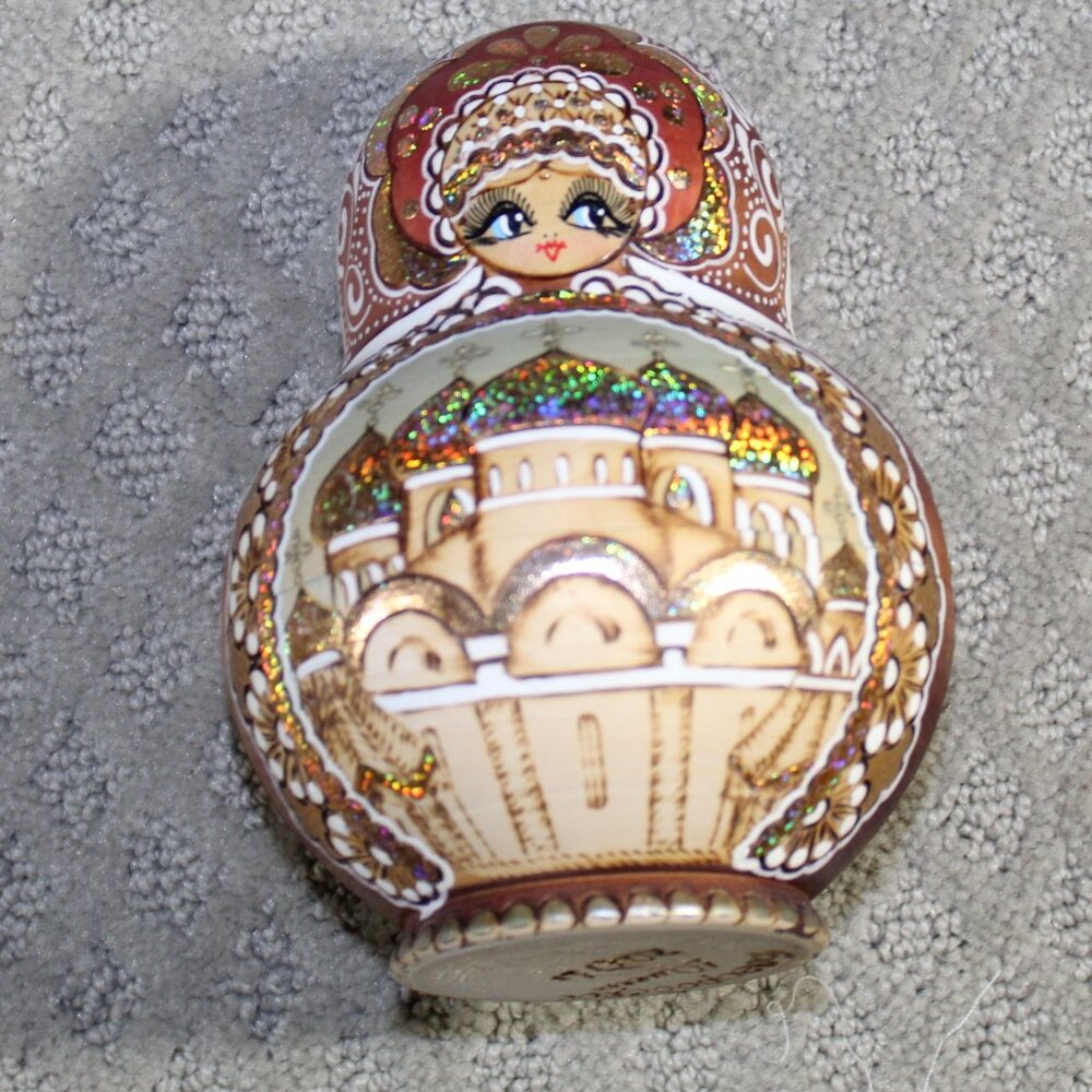 Vintage 10 Piece Signed Russian Matryoshka Nesting Dolls Burnished Hand Painted